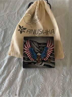 ANUSCHKA EAGLE/FLAG PATRIOTIC HANDPAINTED WALLET  EUC